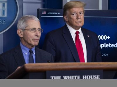 Donald Trump minaccia di licenziare l’immunologo Fauci