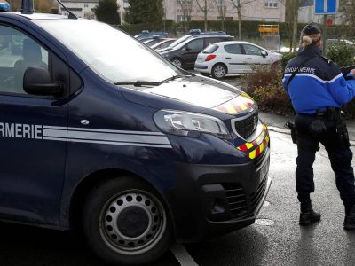 Francia, tre gendarmi uccisi ed un quarto ferito a colpi d’arma da fuoco