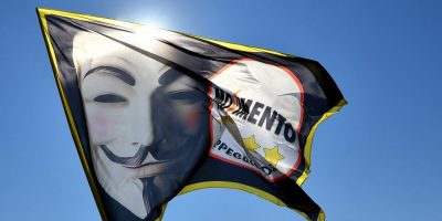 Movimento 5 Stelle in subbuglio, 69 parlamentar...