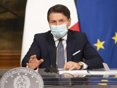 Le priorità di Conte: gestione dell’emergenza Covid e la riapertura delle scuole