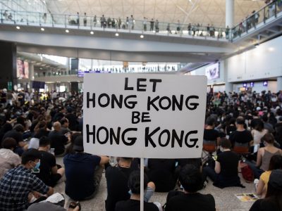 Condannati da 7 mesi a 3 anni i cittadini di Hong Kong che cercaro di fuggire