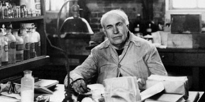29 dicembre: Thomas Edison nel 1891 brevetta la...