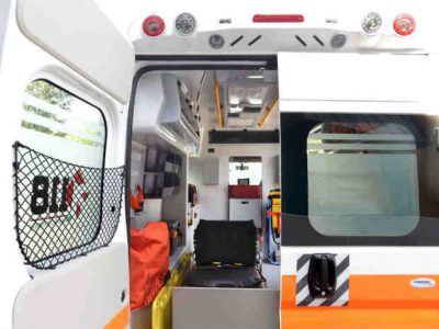 Esplosione a Brescia, odontoiatra in gravi condizioni