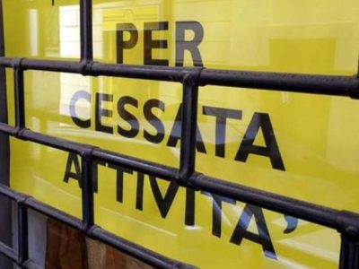 Confcommercio lancia l’allarme: “Nel 2020 chiuse oltre 390mila imprese”