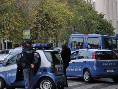 Nuova maxi rissa a Roma, in piazza Siena. Moda idiota o scontri fra gang?