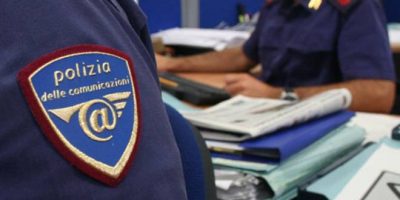 In manette coppia che adescava minori su intern...