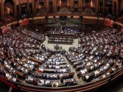 Camera, approvata la maxi-manovra da 40 miliardi, la più corposa degli ultimi anni