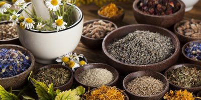 Fitoterapia, che cos’è e quali sono i suoi bene...
