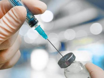 Vaccinazioni, la disponibilità, la scaletta e le priorità delle categorie