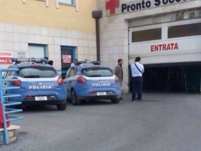 Avellino, aggredisce medico in ospedale colpendolo con un estintore
