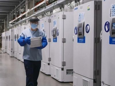 Da sabato saranno in Italia le prime 9.750 dosi del vaccino della Pfizer-Biontech