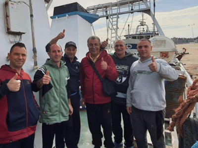Finalmente sbarcati i 18 pescatori sequestrati dai libici, sono sottoposti a visite di controllo