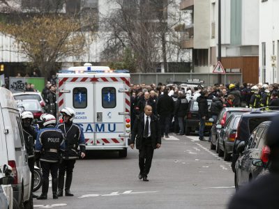 Attacchi a Charlie Hebdo e l’Hyper Cacher, associazione a delinquere e non terrorismo per 6...