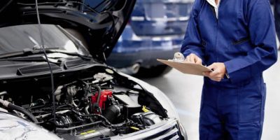 La revisione per auto e moto aumenterà di dieci...