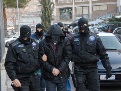 Napoli, blitz dei carabinieri contro il clan dei Puccinelli, arresti e perquisizioni