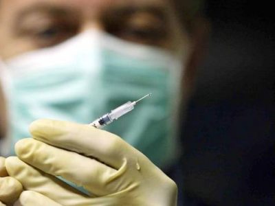 Vaccino anti-Covid per tutti gli italiani entro l’estate: sogno o realtà?