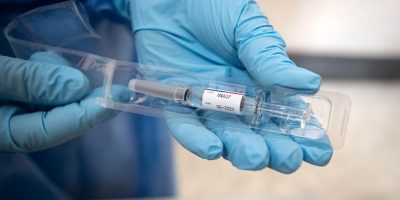 Conferenza Stato-Regioni, piano vaccini, si par...