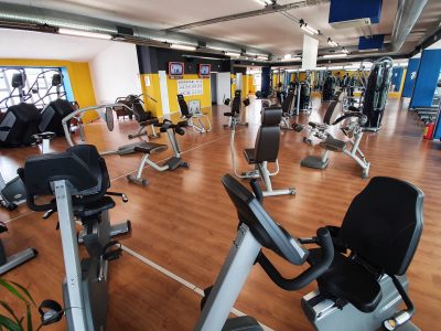 Palestra ‘ribelle’ GimFIVE apre a Modena Est, arriva la polizia, fine dei giochi?