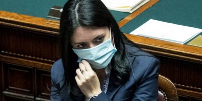 Il ministro Azzolina: “Capisco i ragazzi,...