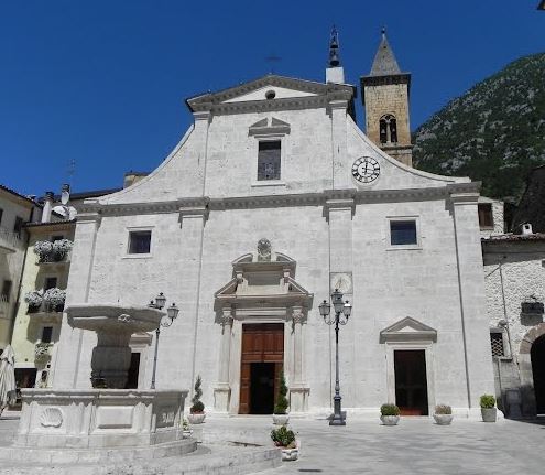 Abruzzo, Pacentro