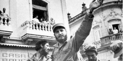 Accadde oggi: Fidel Castro nel 1959 entra all&#...