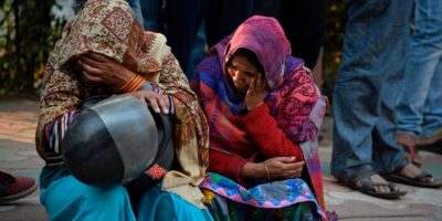 India, dieci bambini muoiono tra le in fiamme i...