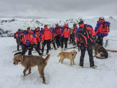 Valanga travolge scialpinista: ferito ed in principio di ipotermia è stato recuperato