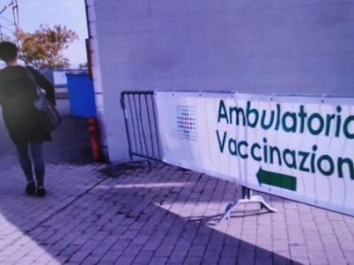 Matteo, figlio di genitori no vax, ha ottenuto la liberatoria: potrà vaccinarsi