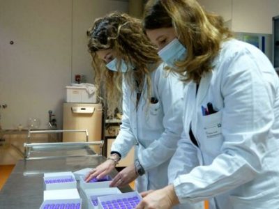 Covid, Iss: risalgono incidenza e indice Rt, 5 regioni a rischio moderato