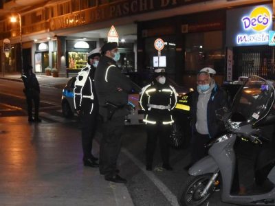 Minore accoltellato a morte, proseguono le indagini nella provincia di Latina