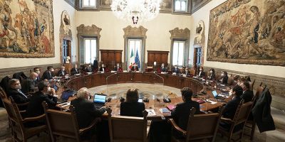 Green pass, Governo orientato verso l’obb...