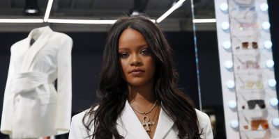 Per il lancio di una linea di lingerie Rihanna ...