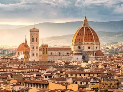 Firenze, party alcolico tra studenti: 21enne precipita dalla finestra e muore