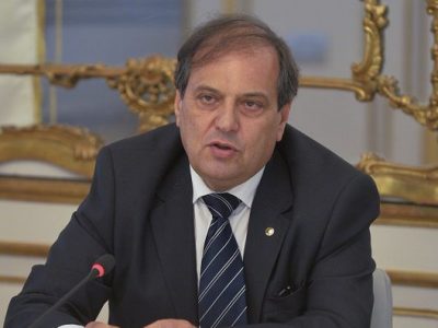 Covid, Anelli: “È fondamentale vaccinarsi con qualsiasi vaccino”