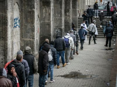 Covid, seconda ondata: quasi un quarto degli italiani in difficoltà economica