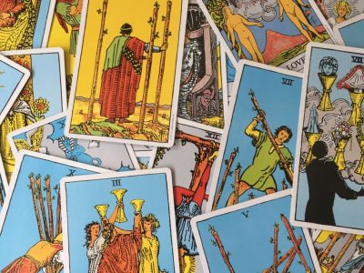 I tarocchi e le carte