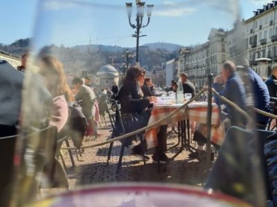 Riaperture, dal 26 aprile giallo rafforzato e ristoranti aperti a cena