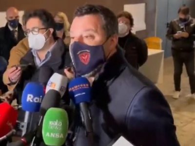 Salvini: “Campagna vaccinale a rilento? Rivolgersi ad Arcuri”