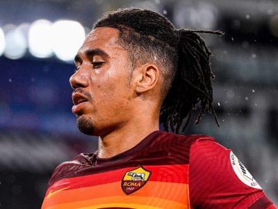 Roma, rapina in casa Smalling: è caccia ai 3 rapinatori armati