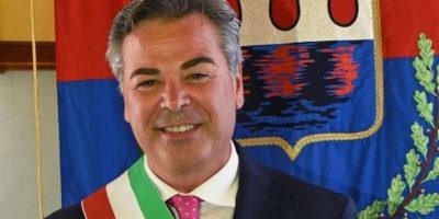Foggia, il sindaco dimissionario Landella arres...