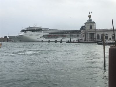 Venezia, dal primo agosto bandite le navi da crociera in Laguna