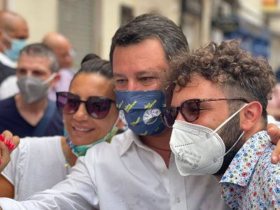 Salvini: “No al green pass francese. Non inseguo nessuno con la siringa”