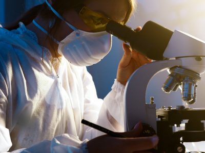 Un nanosistema per contrastare il tumore al colon: lo studio italiano