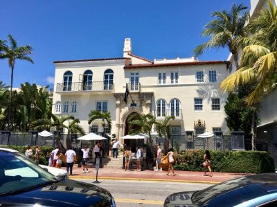 Ancora morte a casa Casuarina, la villa dove fu assassinato Gianni Versace