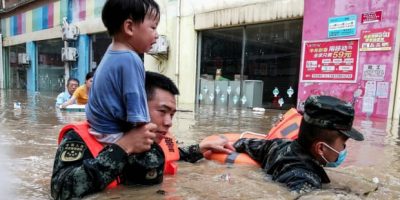 Unicef: un miliardo di bambini a rischio estrem...