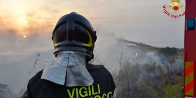 Incendi, Coldiretti: il 60% dei roghi è causato...