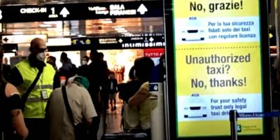 In Lombardia manifesti contro i tassisti abusivi