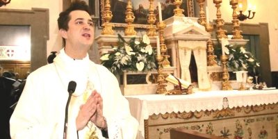 Festini a base di cocaina e droga dello stupro,...