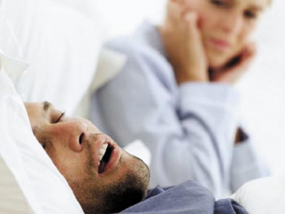 Apnea notturna: cos’è e come riconoscerla