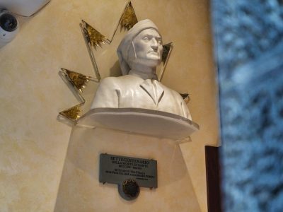 Una stella alla Torre dei Visdomini per ricordare Dante